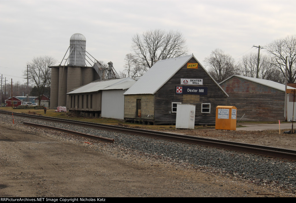 Dexter MC Freight Depot